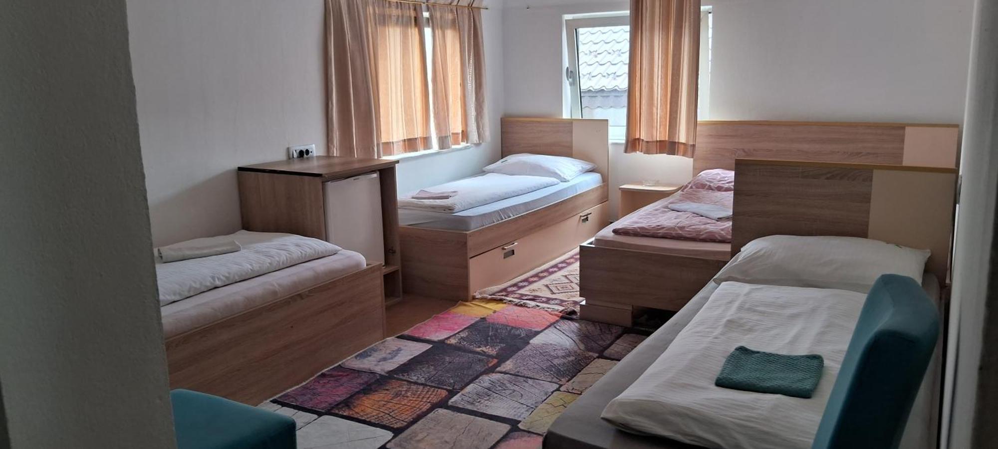 Hotel Irish Bihac Exterior photo